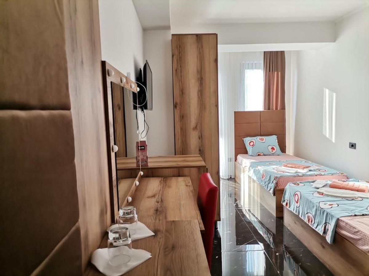 Hotel Ema Tetovo Kültér fotó